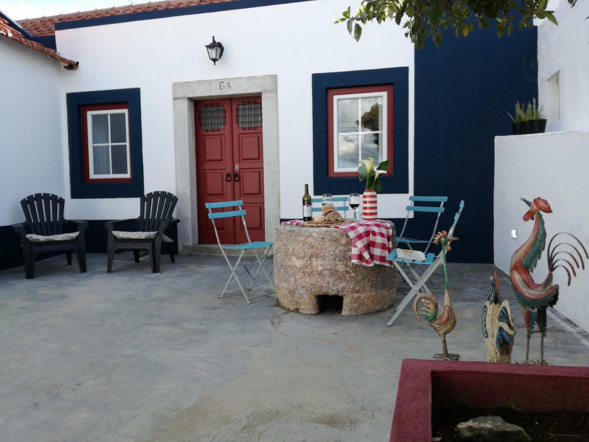 Hostal Patio Da Memoria Palmela Exterior foto